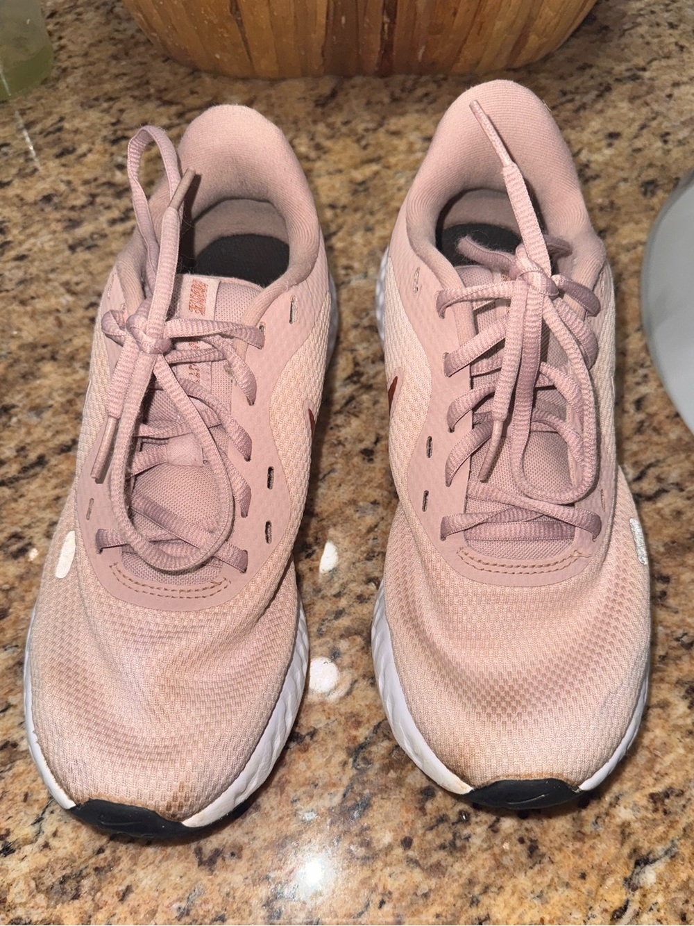Nike Women's Pink and Black React-Style Running Sneakers. Size 7.5 - Picture 4 of 7